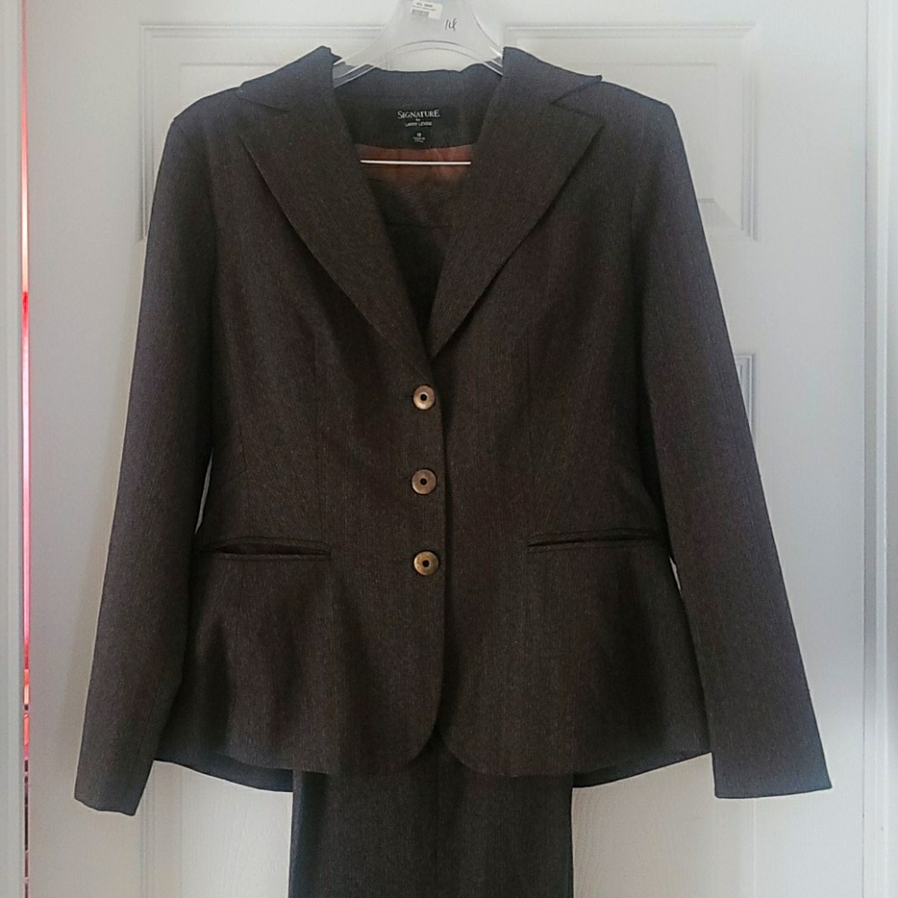 Woman suit